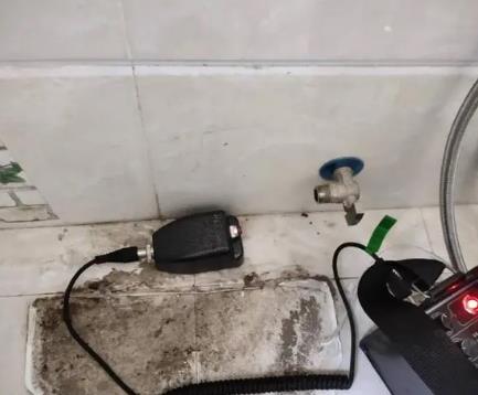 磴口屋顶漏水维修公司分享下卫生间漏水的危害及解决方法
